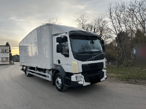 2016 VOLVO FL