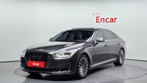 2018 Genesis EQ900