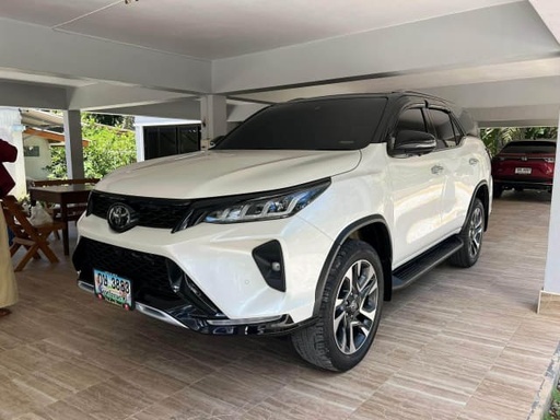 2021 TOYOTA Fortuner