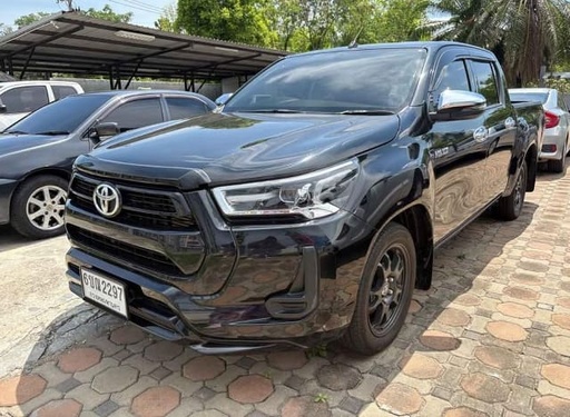 2024 TOYOTA Hilux