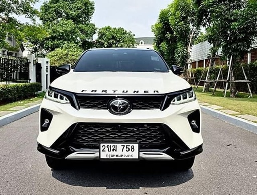2021 TOYOTA Fortuner