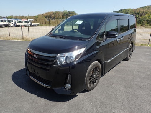 2017 TOYOTA Noah