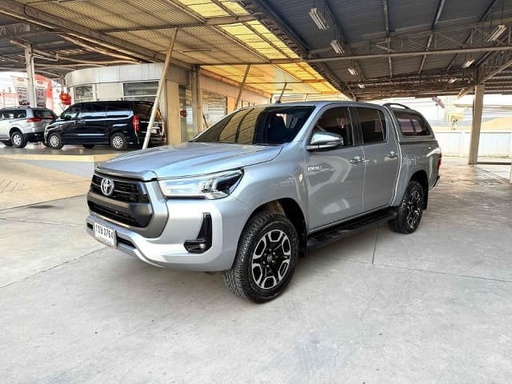 2021 TOYOTA Hilux