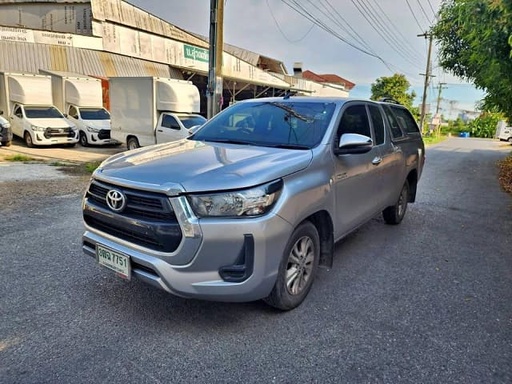 2021 TOYOTA Hilux