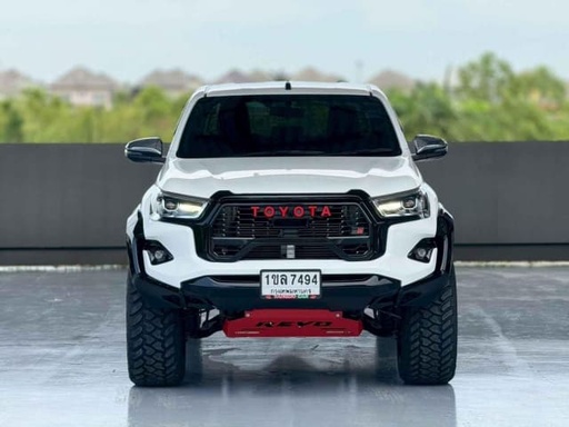 2021 TOYOTA Hilux, 