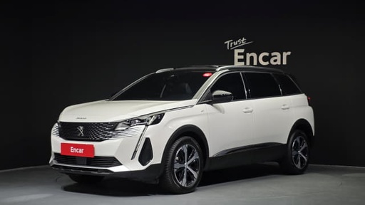 2022 PEUGEOT 5008