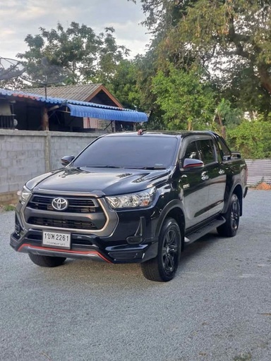 2020 TOYOTA Hilux