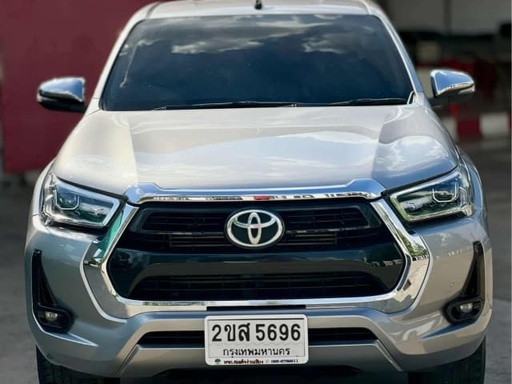 2020 TOYOTA Hilux