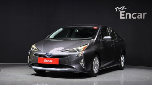 2018 TOYOTA Prius