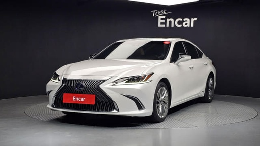2020 LEXUS ES
