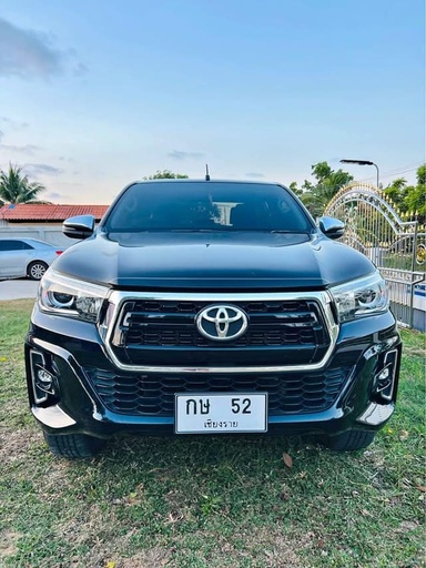 2018 TOYOTA Hilux
