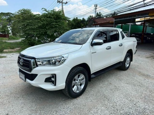 2018 TOYOTA Hilux