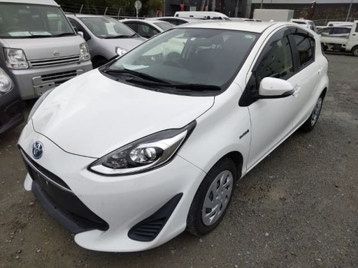 2018 TOYOTA Aqua