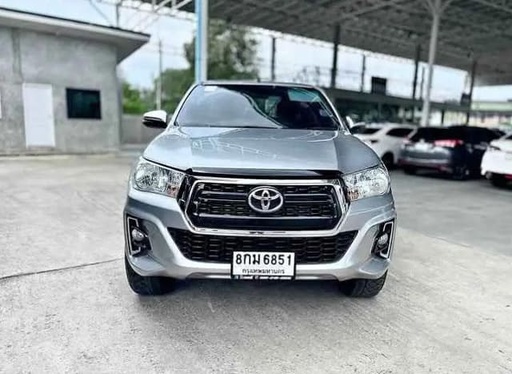 2020 TOYOTA Hilux