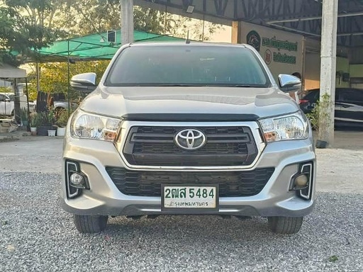 2019 TOYOTA Hilux