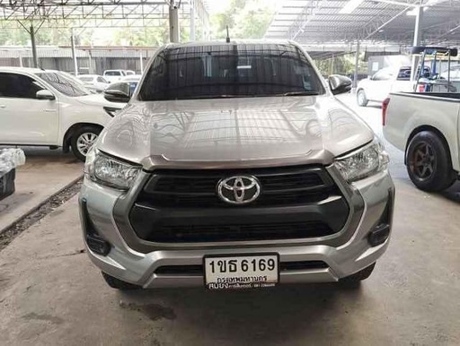 2020 TOYOTA Hilux
