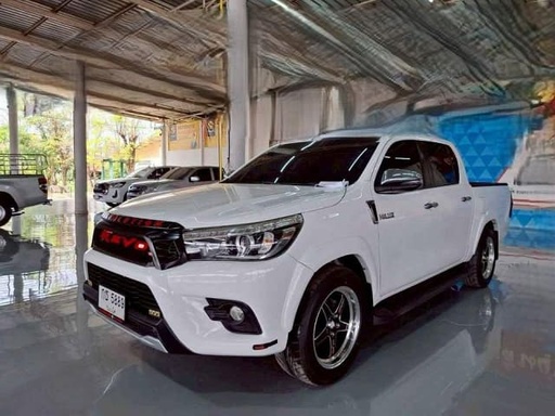 2018 TOYOTA Hilux