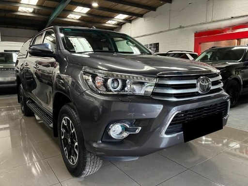 2018 TOYOTA Hilux