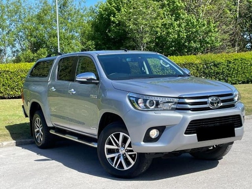 2016 TOYOTA Hilux