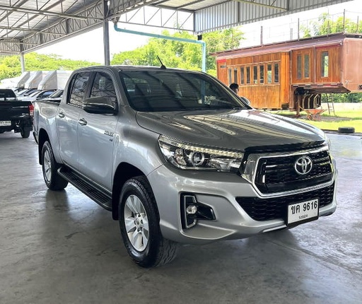 2018 TOYOTA Hilux