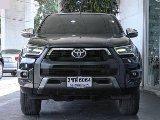 2022 TOYOTA Hilux