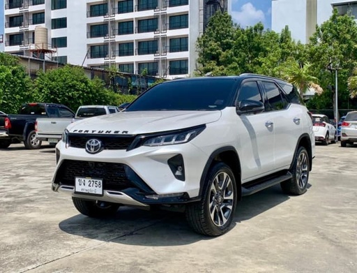 2021 TOYOTA Fortuner