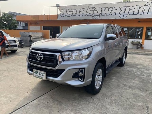 2019 TOYOTA Hilux