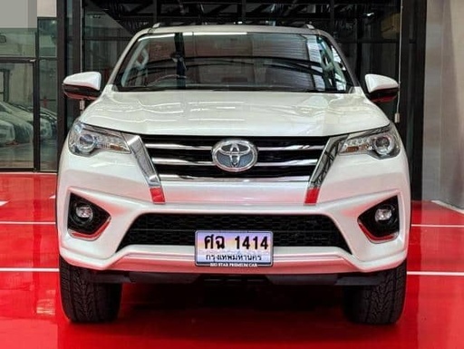 2019 TOYOTA Fortuner
