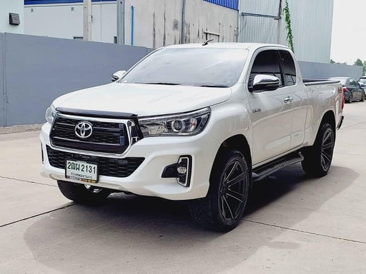 2018 TOYOTA Hilux