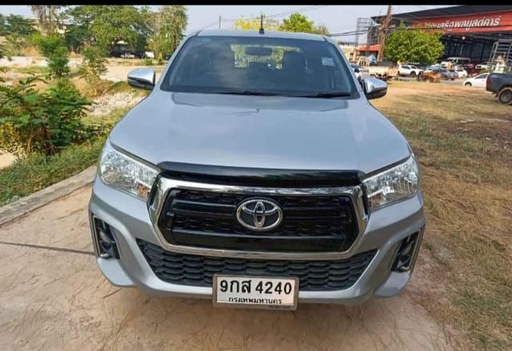 2020 TOYOTA Hilux