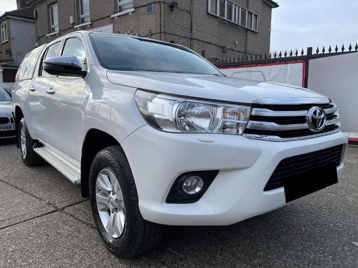 2018 TOYOTA Hilux