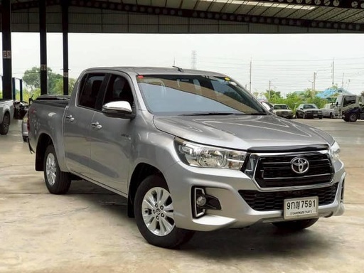 2019 TOYOTA Hilux