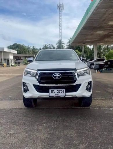 2019 TOYOTA Hilux