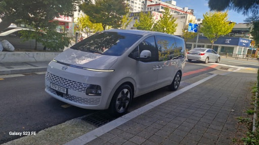 2022 HYUNDAI Staria