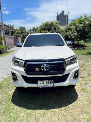 2018 TOYOTA Hilux