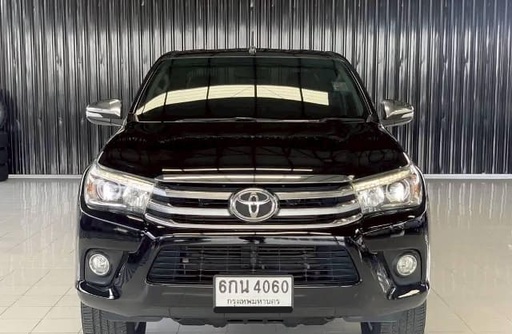 2017 TOYOTA Hilux