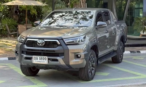 2022 TOYOTA Hilux