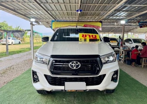 2019 TOYOTA Hilux