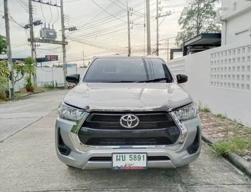 2020 TOYOTA Hilux