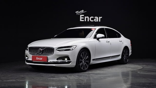 2023 VOLVO S90