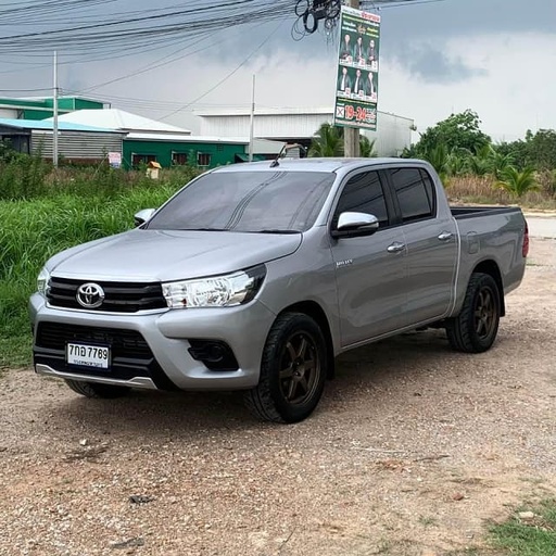 2018 TOYOTA Hilux