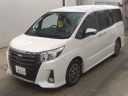 2016 TOYOTA Noah