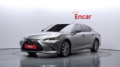2019 LEXUS ES