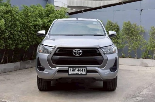 2020 TOYOTA Hilux