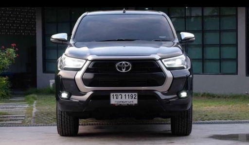 2021 TOYOTA Hilux