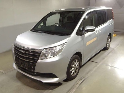 2017 TOYOTA Noah
