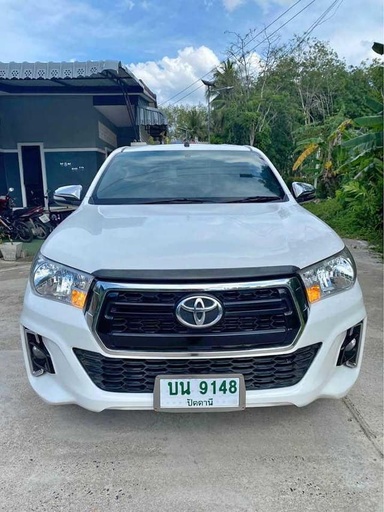 2020 TOYOTA Hilux