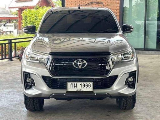2018 TOYOTA Hilux