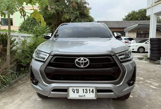 2020 TOYOTA Hilux