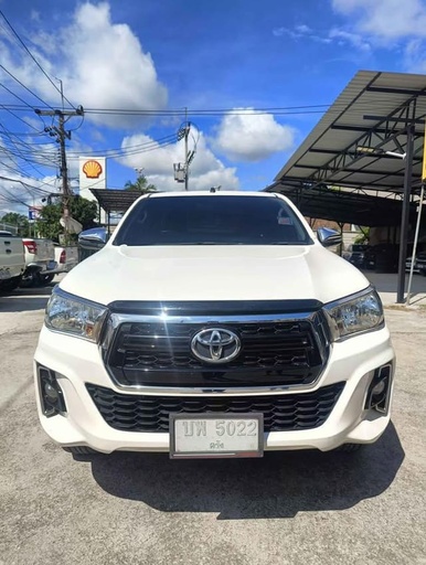 2018 TOYOTA Hilux